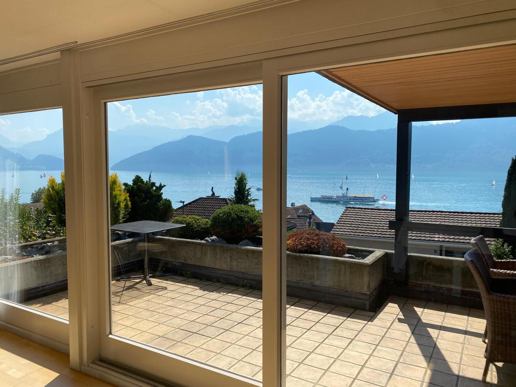 Swiss Paradise 韦吉斯 外观 照片